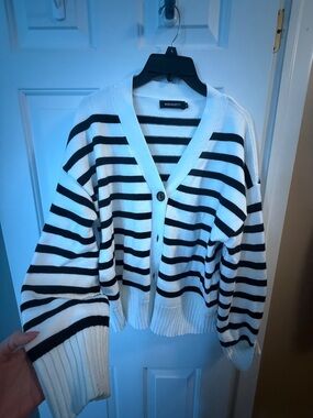 Minkoffby Black & White Striped V-Neck Cardigan